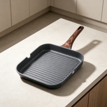 9.5-Inch Square Nonstick Grill Pan with Pour Spouts